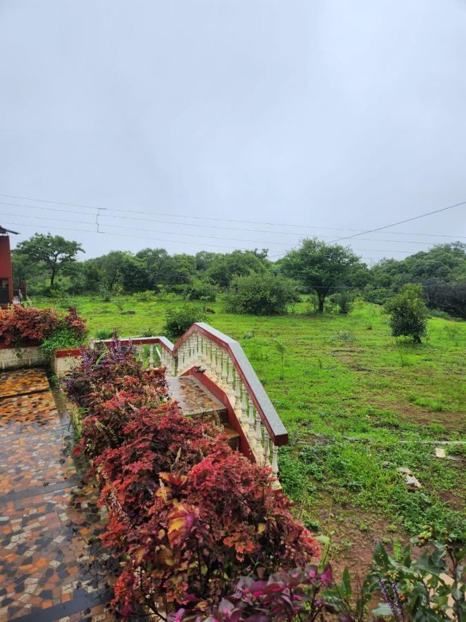 Junglee Nest Holiday Home & Huts Mahabaleshwar Bagian luar foto