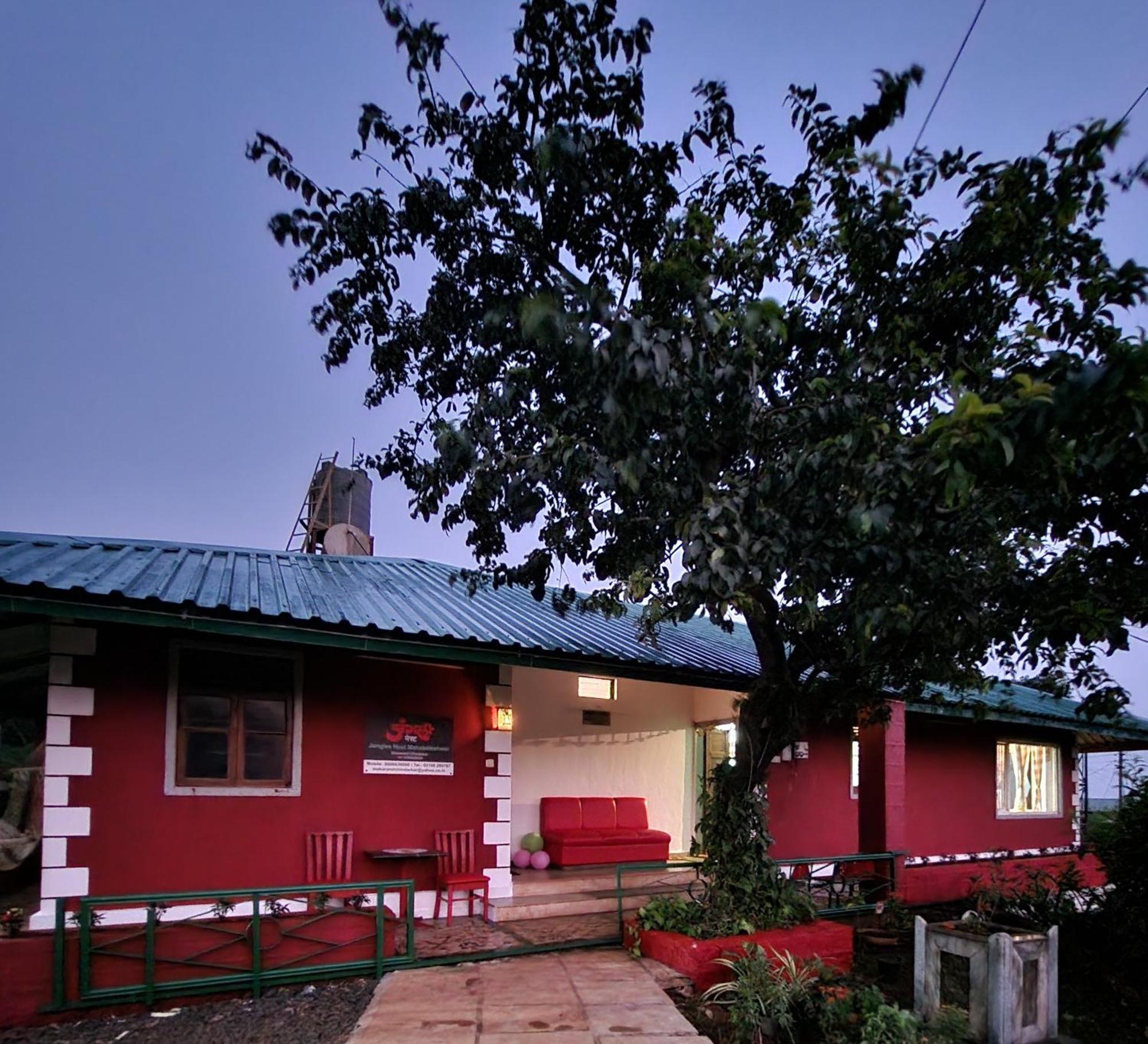 Junglee Nest Holiday Home & Huts Mahabaleshwar Bagian luar foto