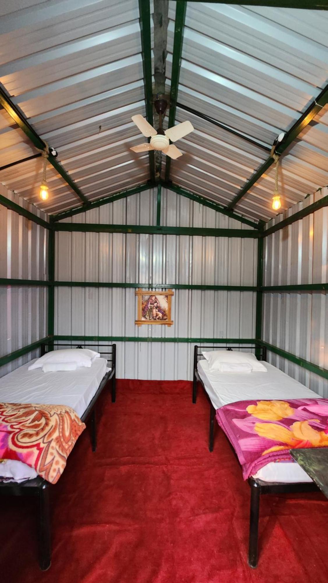Junglee Nest Holiday Home & Huts Mahabaleshwar Ruang foto