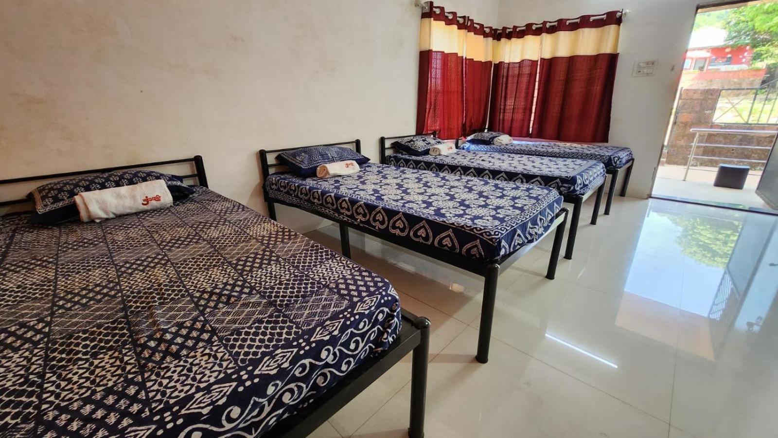 Junglee Nest Holiday Home & Huts Mahabaleshwar Bagian luar foto