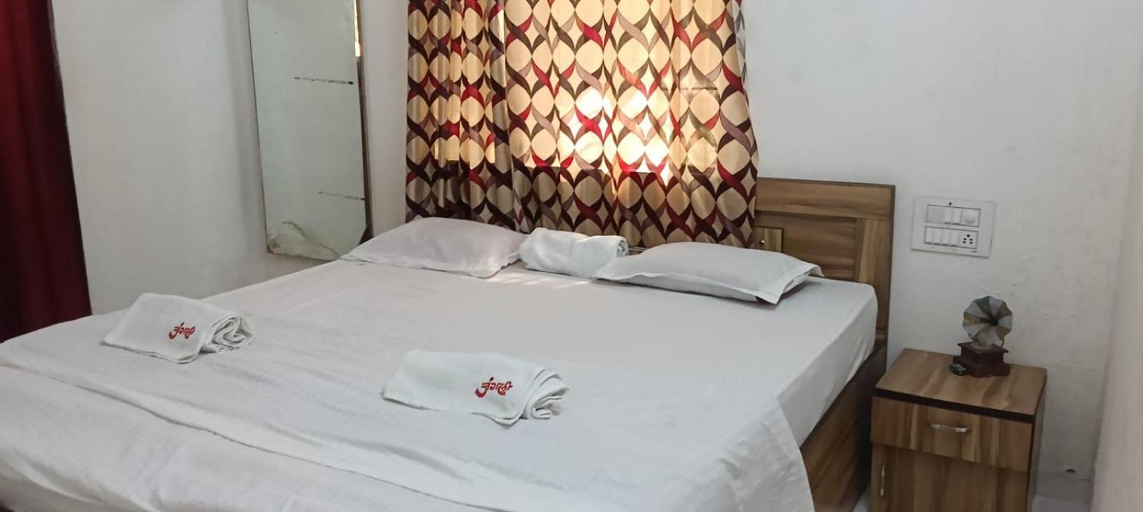 Junglee Nest Holiday Home & Huts Mahabaleshwar Ruang foto